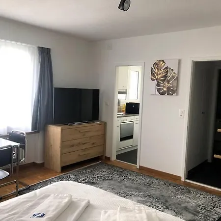 Bright And Quiet In The Center - Sky1 Zurich