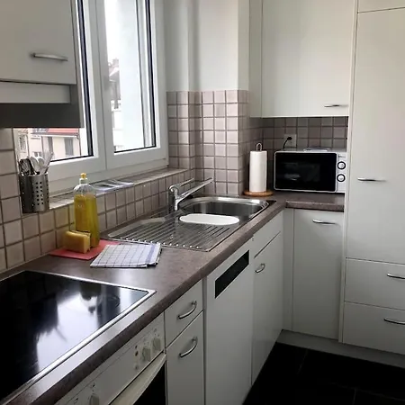 Bright And Quiet In The Center - Sky1 ציריך